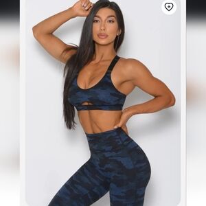 Bombshell Sportswear Fit Camo Leggings - Sz M